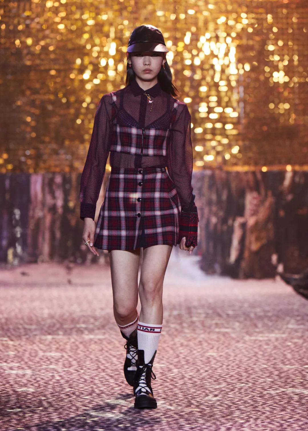 迪奥dior2020走秀冬季款运动鞋,dior2012春夏走秀视频完整版