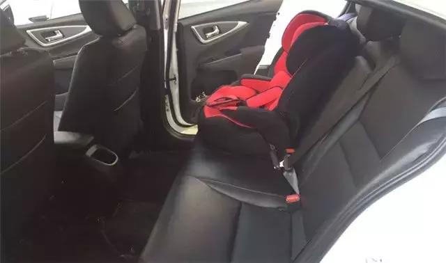 2016款凌派怎么样,本田凌派2016款1.8lcvt舒适版