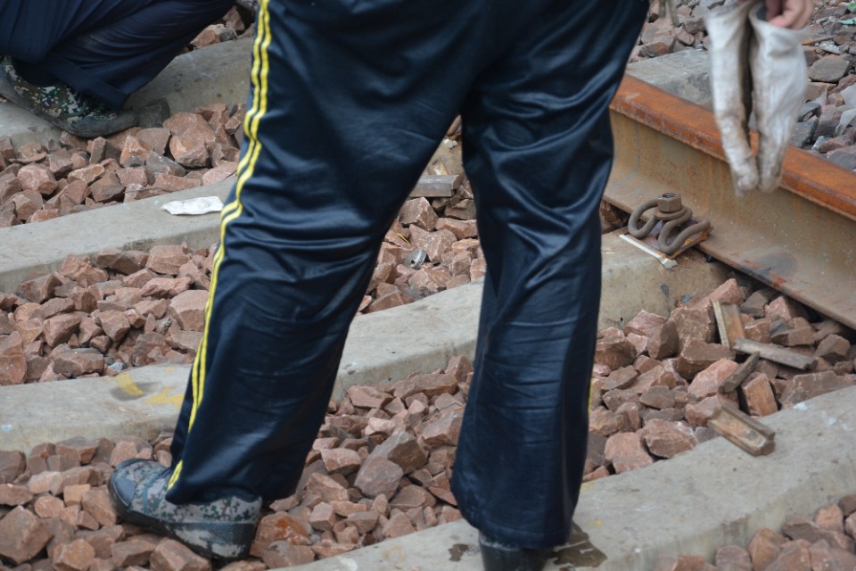 电饼铛旋钮修理,家用电饼铛的装卸与维修