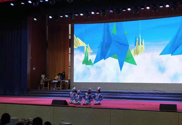 邓州市范仲淹公学初中部,邓州市范仲淹公学秋季运动会