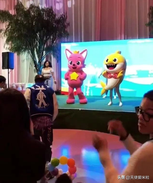 1岁的Stormi有主题乐园，7岁小七做spa，星二代究竟多烧钱？