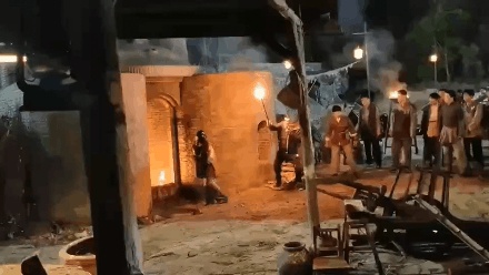 兼职“车模”，横店群演的AI新工作|甲子光年