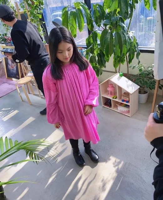 王诗龄时尚,王诗龄瘦20斤五官大变样