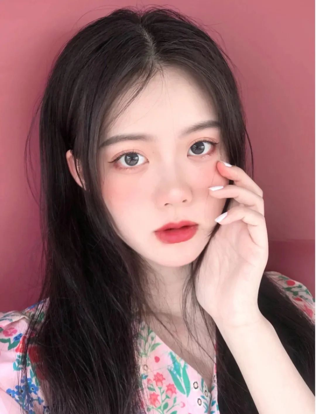 直男眼中女生涂口红,男生涂口红和不涂口红的区别