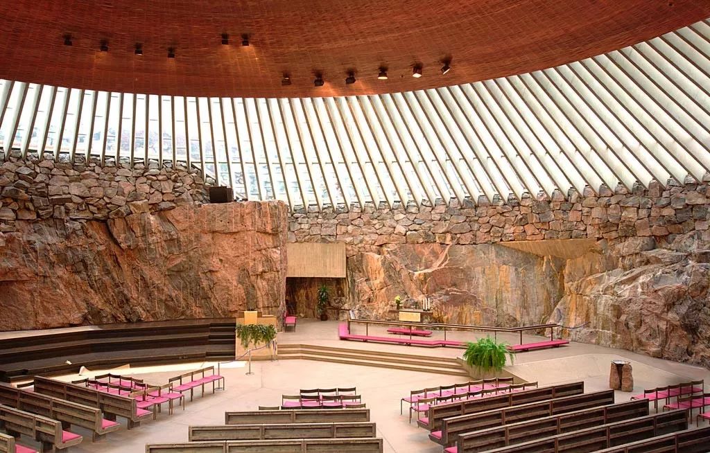 说这是LV最便宜的国家，法国没意见，与国内差价能买一部iphone