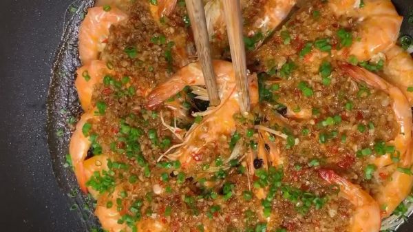 开背虾蒜蓉粉丝虾,蒜蓉开背虾金针菇