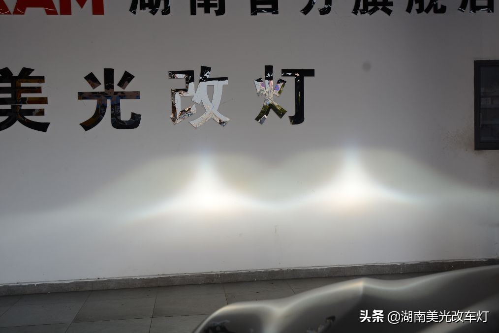 2022款逍客卤素大灯更换成led,逍客卤素灯有必要改led