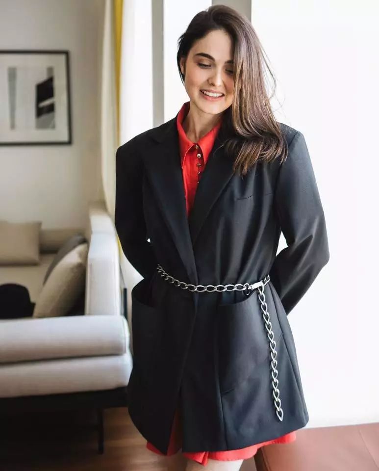 没胸身材很瘦的身材怎么穿搭,没胸没屁股很瘦怎么改善