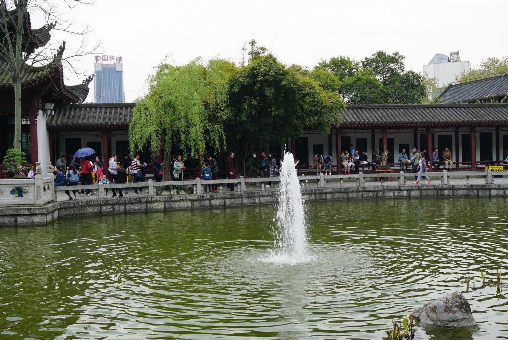 万里长江第一楼黄鹤楼,天下江山第一楼黄鹤楼