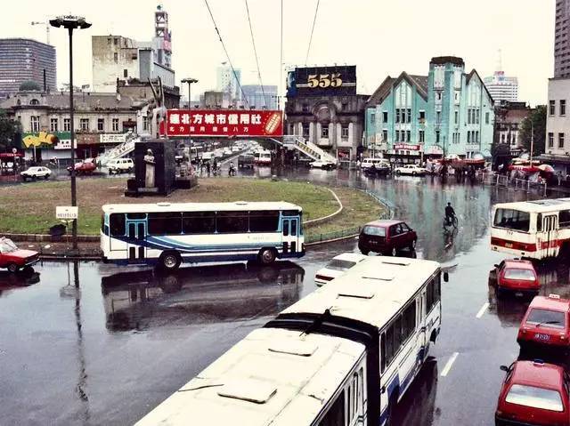 老照片九十年代大连街景,老照片里的大连旧时光