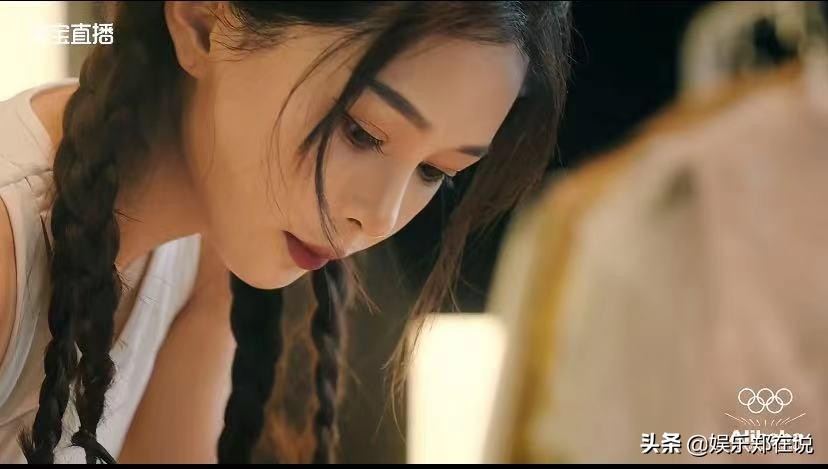 她是天猫服饰一姐，单场直播带货超2000万，粉丝叫她换装狂人