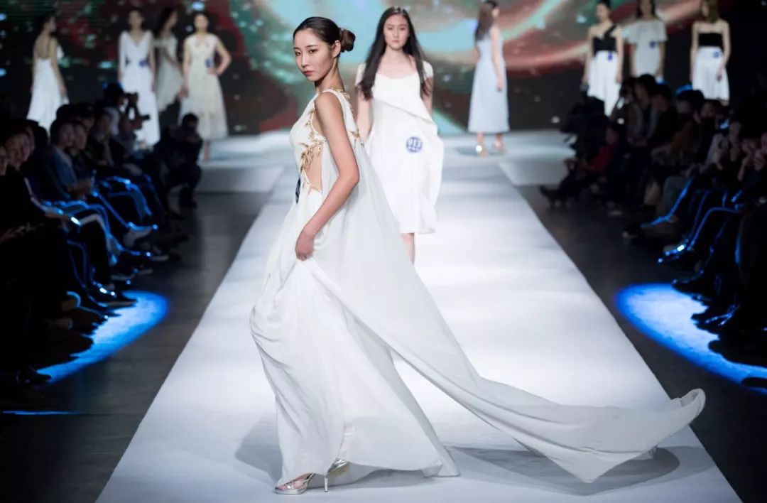 模特艺考能考哪些,模特艺考要考什么