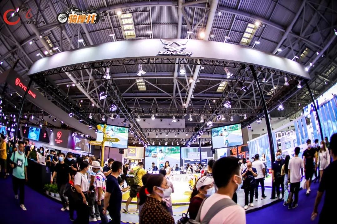 大批摩友齐聚,全国摩友重机相聚