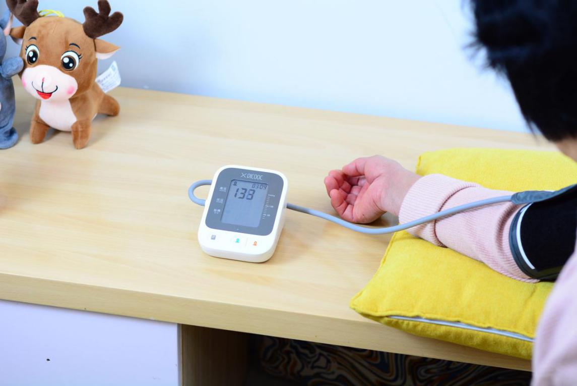 什么牌子的血压计好用又实惠,哪款牌子的血压计最好最准