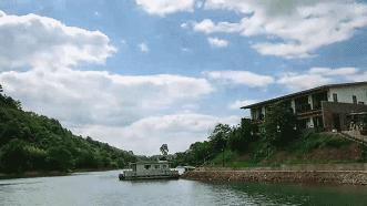 40岁大叔钓鱼,40岁大叔买下一座岛