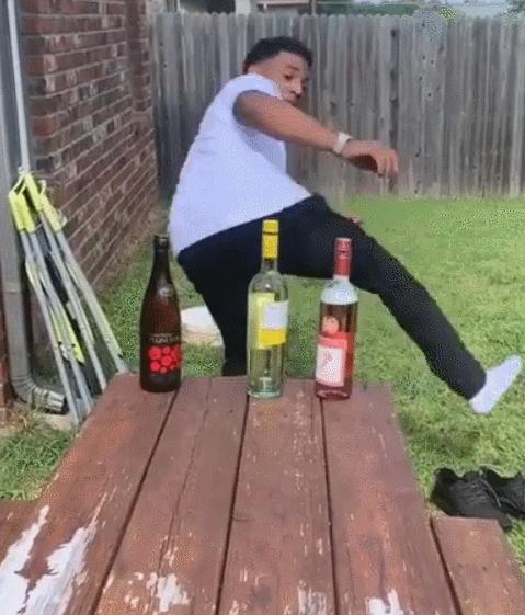 瓶盖挑战康纳,瓶盖挑战潘玮柏