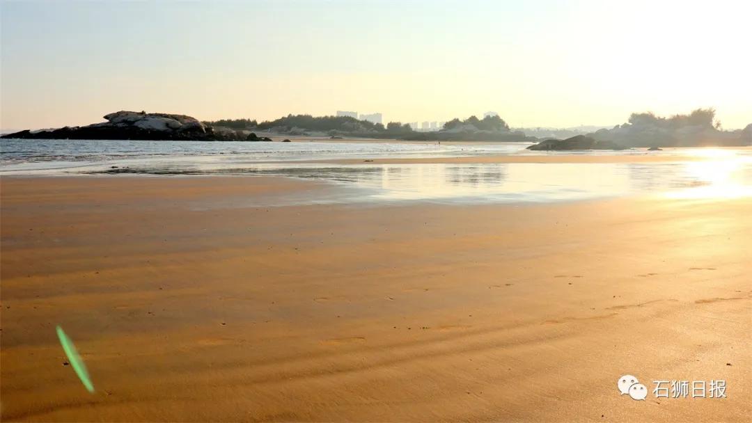 一片美丽的沙滩,石狮最美海滩