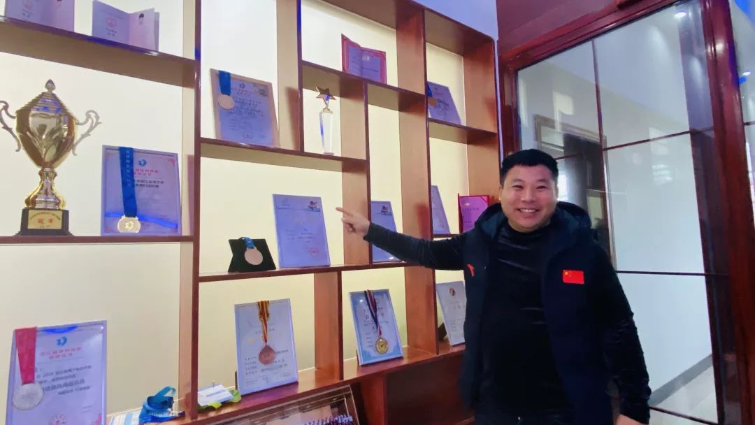 17岁拿下全国青运会散打武状元！灌南00后小伙周旭了不起