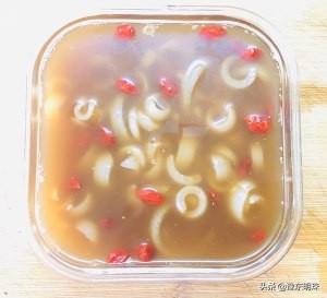 电饭锅肉皮冻家常做法,用电饭锅做肉皮冻的家常做法