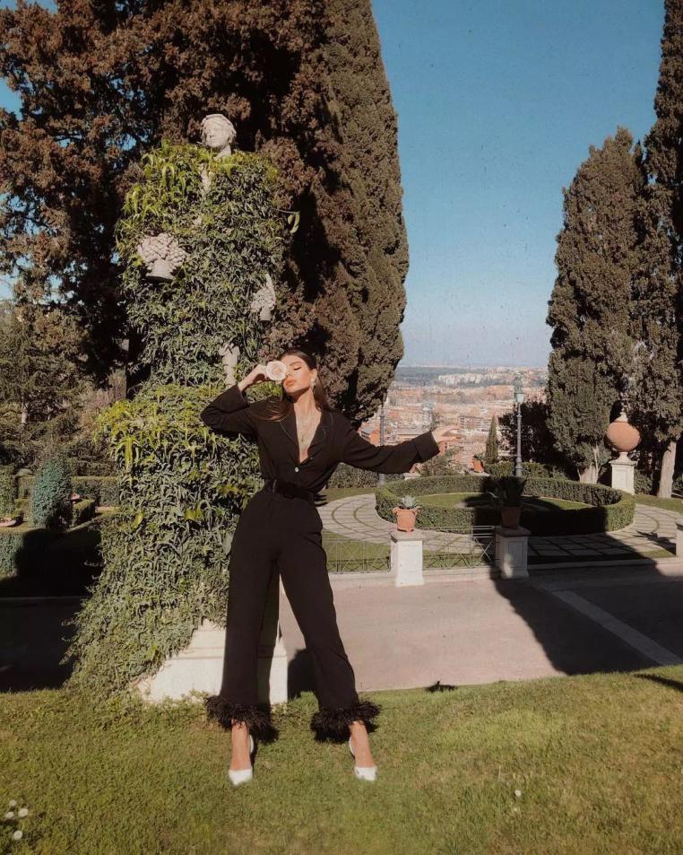 腿粗屁股大穿什么裤子好看又显高,腿粗屁股大穿什么裤子显瘦好看