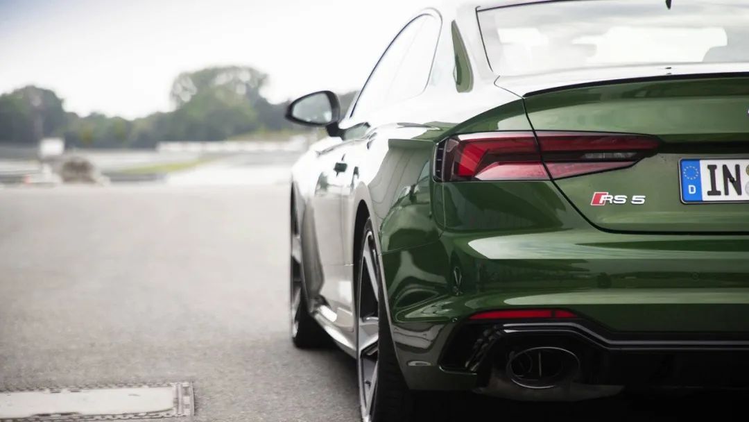 濂ヨ开rs5鍐涚豢,鍏ㄦ柊2021娆惧ゥ杩猺s5sportback