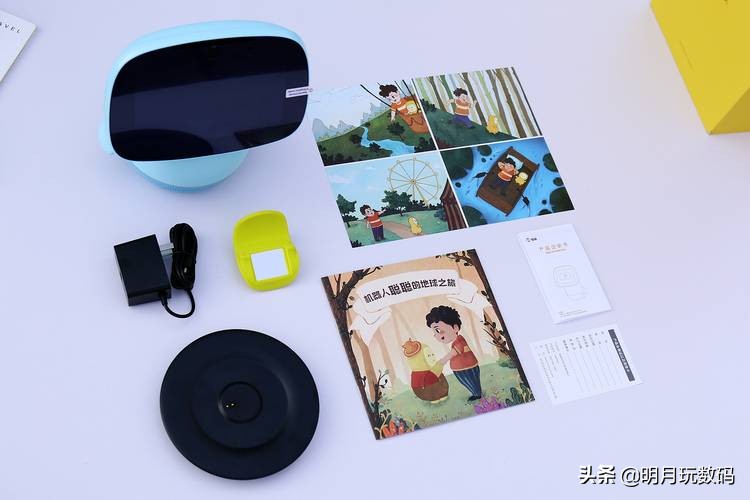 送给孩子更多的陪伴——云知声聪聪AI陪伴教育机器人开箱