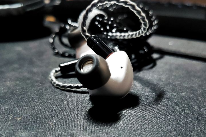 新时代的IE60S?-iBassoIT00