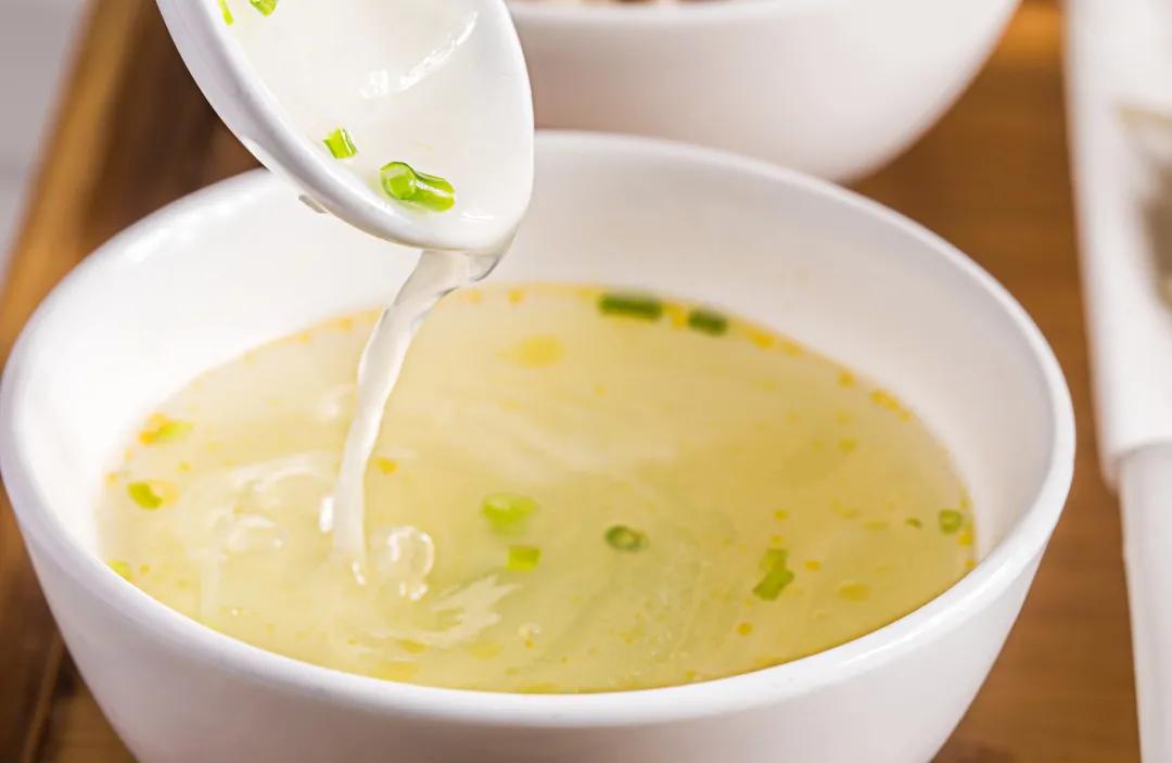 产后涨奶涨得又硬又痛怎么办,产妇涨奶怎么解决