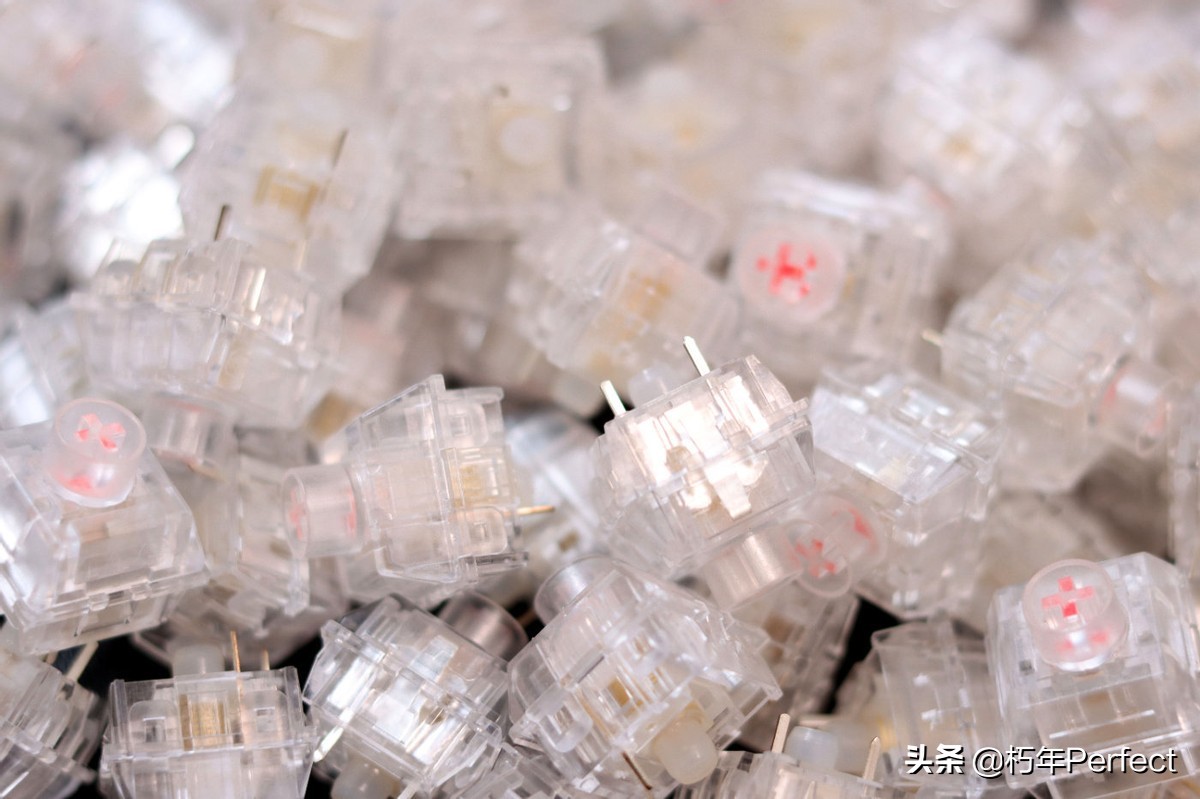 吉利鸭樱桃机械键盘,吉利鸭duckyone2mini机械键盘