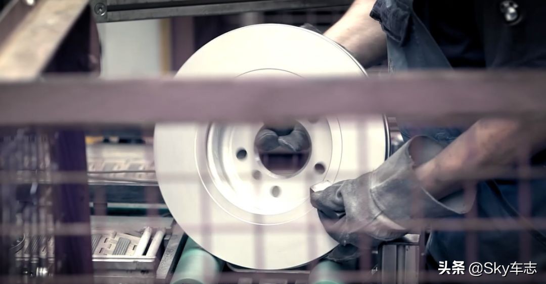 宝马常见刹车故障有哪些,宝马刹车前后力度