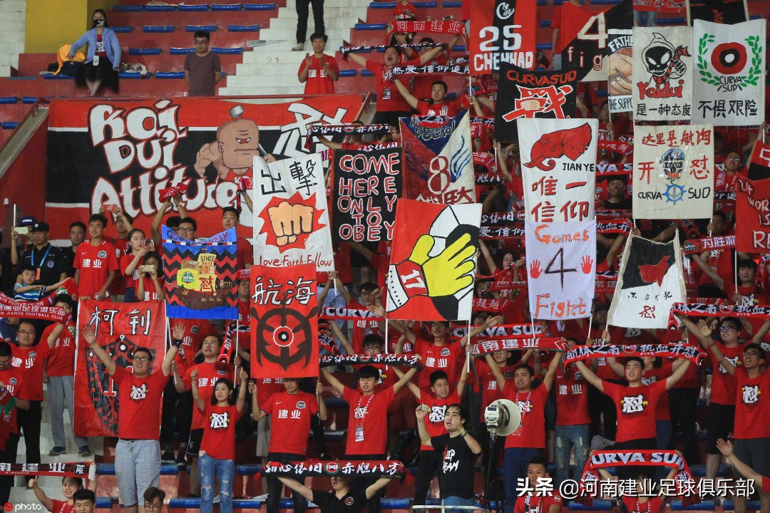 央视主持人张斌,足球之夜张斌现状