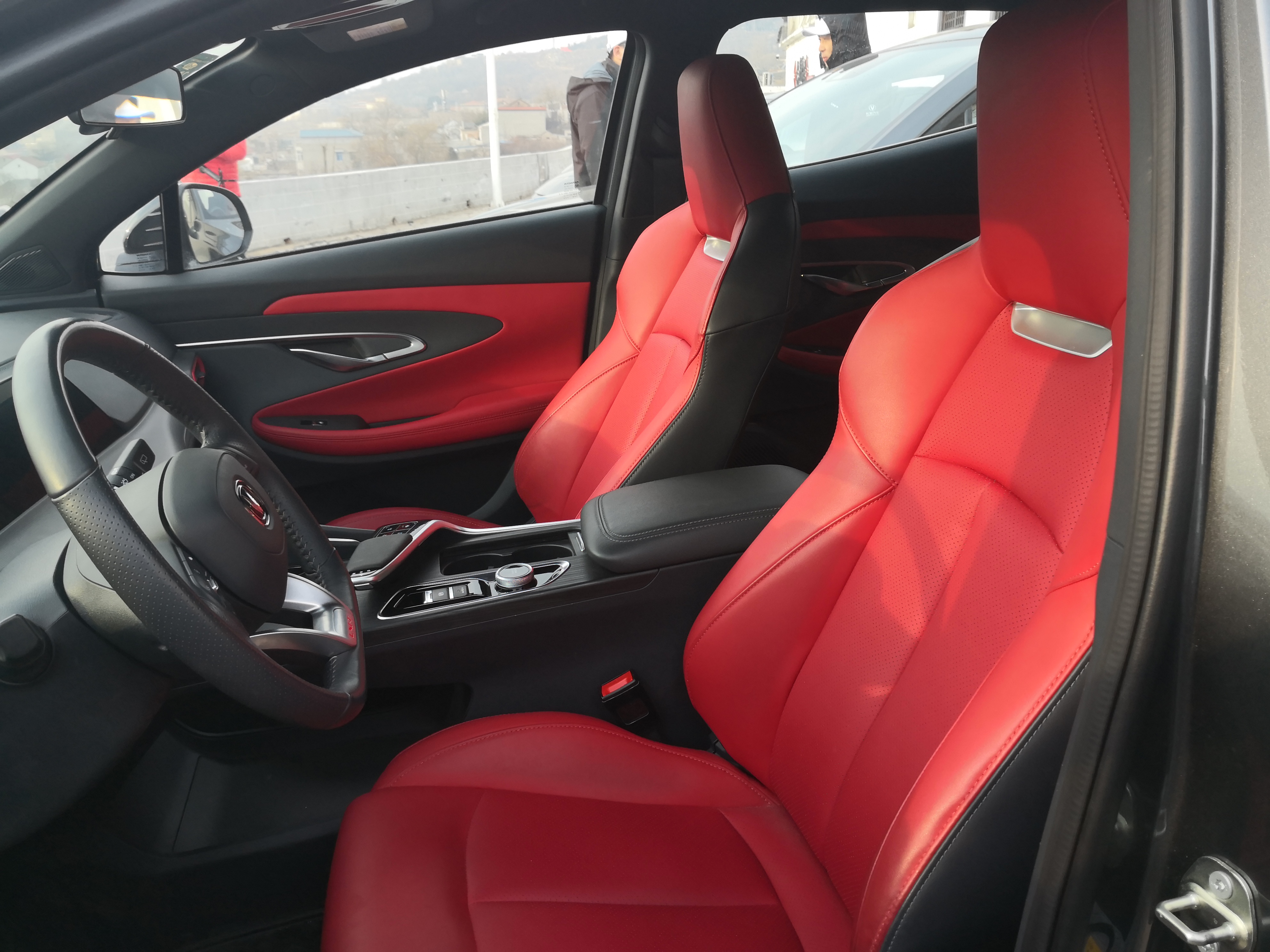 试驾长安uni-t2.0t视频,长安uni-t2020试驾视频