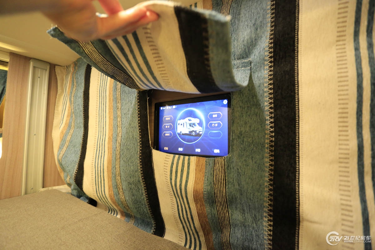 中天房车新季风畅游款,最新版的大通t型房车价格