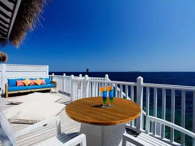 马尔代夫七星选岛全攻略,马尔代夫沙滩别墅出海游泳