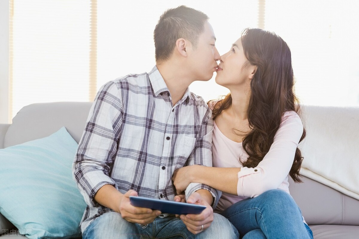 如果你亲吻过的女人和别的男人好上了,你怎么办?