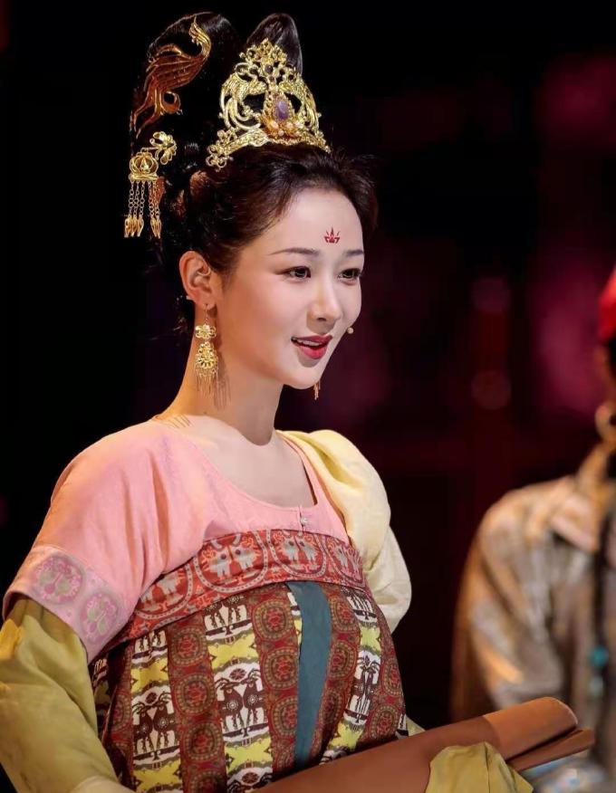 探秘布达拉宫完整版,歌曲走进布达拉宫