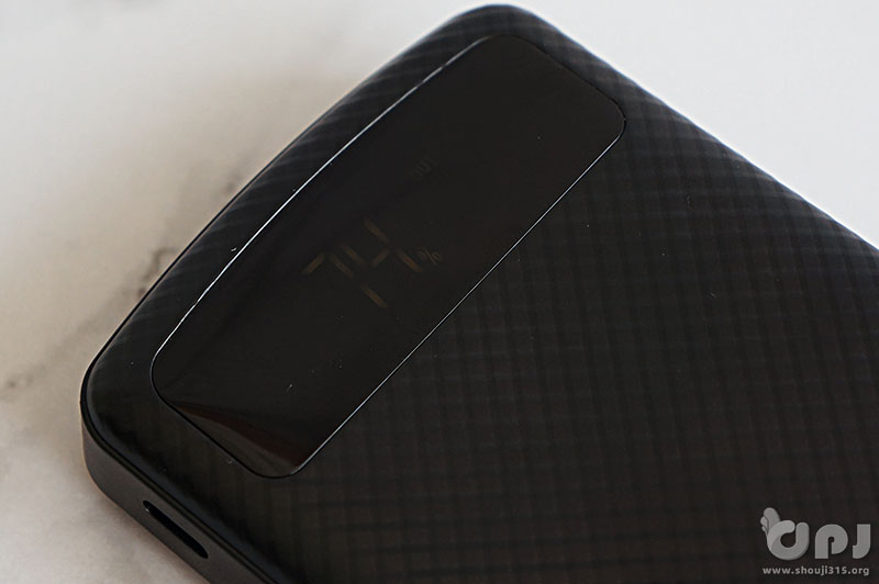 20000mah超大容量,飞毛腿f20移动电源拆解