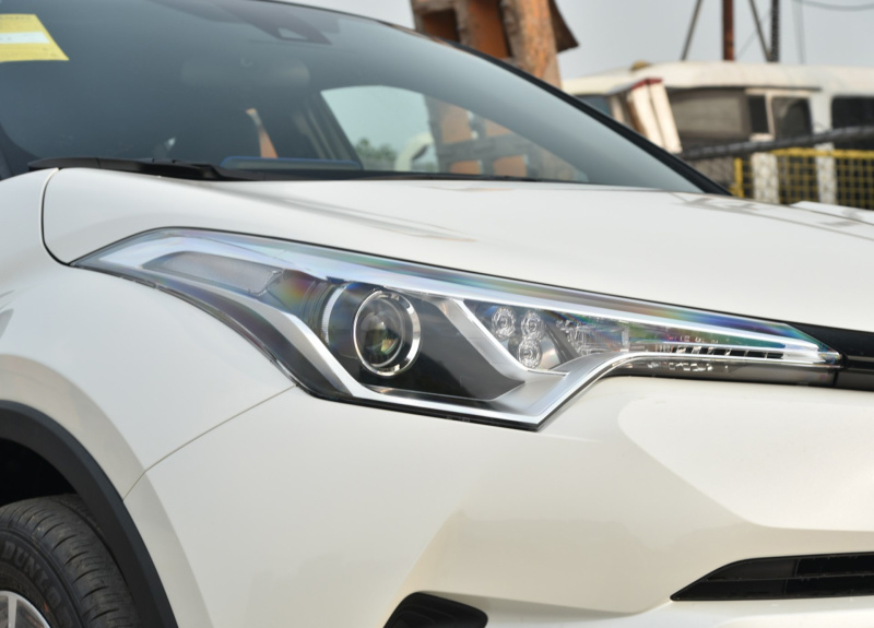 丰田c-hr和逍客哪个好,标配10气囊