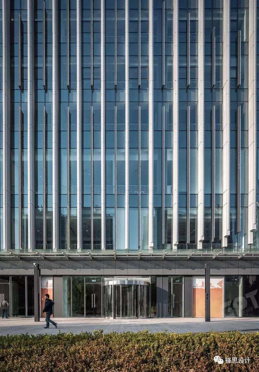 淇濆埄闈掑矝楂樼,闈掑矝淇濆埄鏃朵唬鍟嗕笟