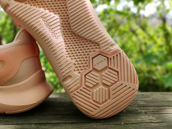 平价跑鞋二:春风十里奔跑不息行走在路上的咕咚5K2.0