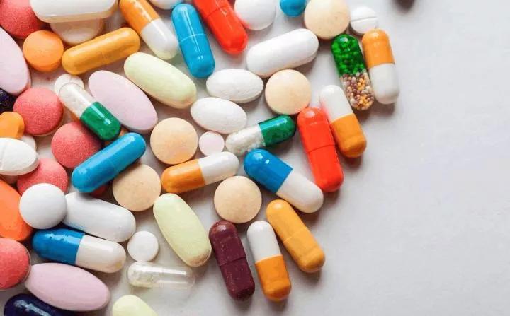 脱发能不能治好，要根据看你的脱发类型