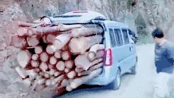 央视新闻联播比亚迪口罩,五菱口罩上央视新闻联播