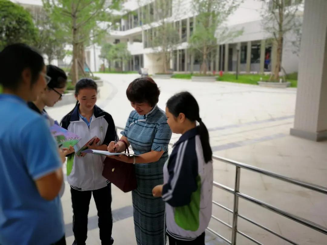 中和职业中学郭小华,中和职中郭小华