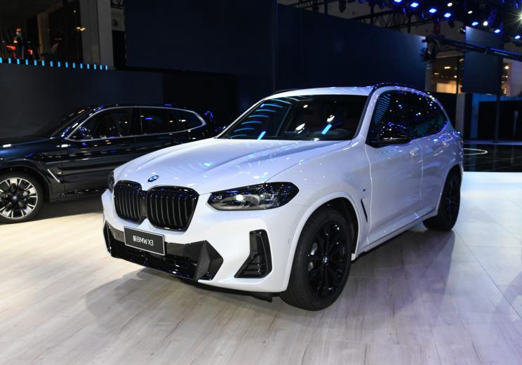 宝马x330i黑武士,宝马x3改装黑武士2020款