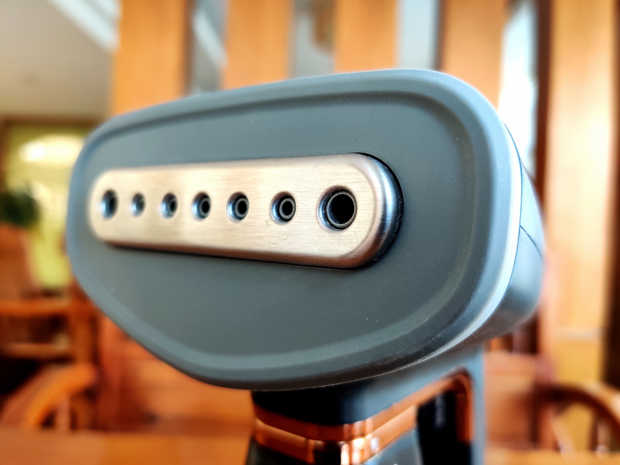 家居旅行都实用，卓力出品的衣未手持挂烫机，300多香不香