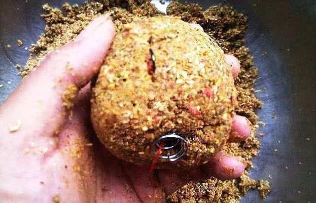 夏季用海竿爆炸钩野钓,钓大鱼爆竿的原因