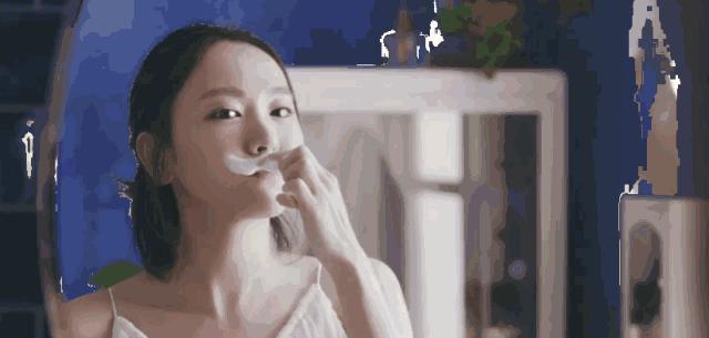 晚上睡觉前涂很多护肤品好吗,晚上必须睡前涂护肤品吗