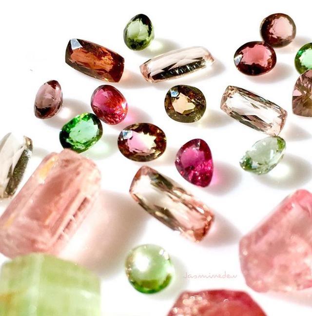 仅次于钻石的宝石,仅次于蓝宝石硬度的玉石