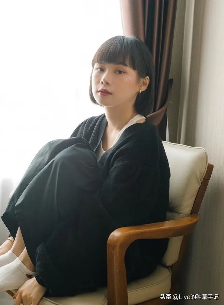 胎毛刘海和八字刘海空气刘海混剪,可以修饰脸型的胎毛刘海怎么剪