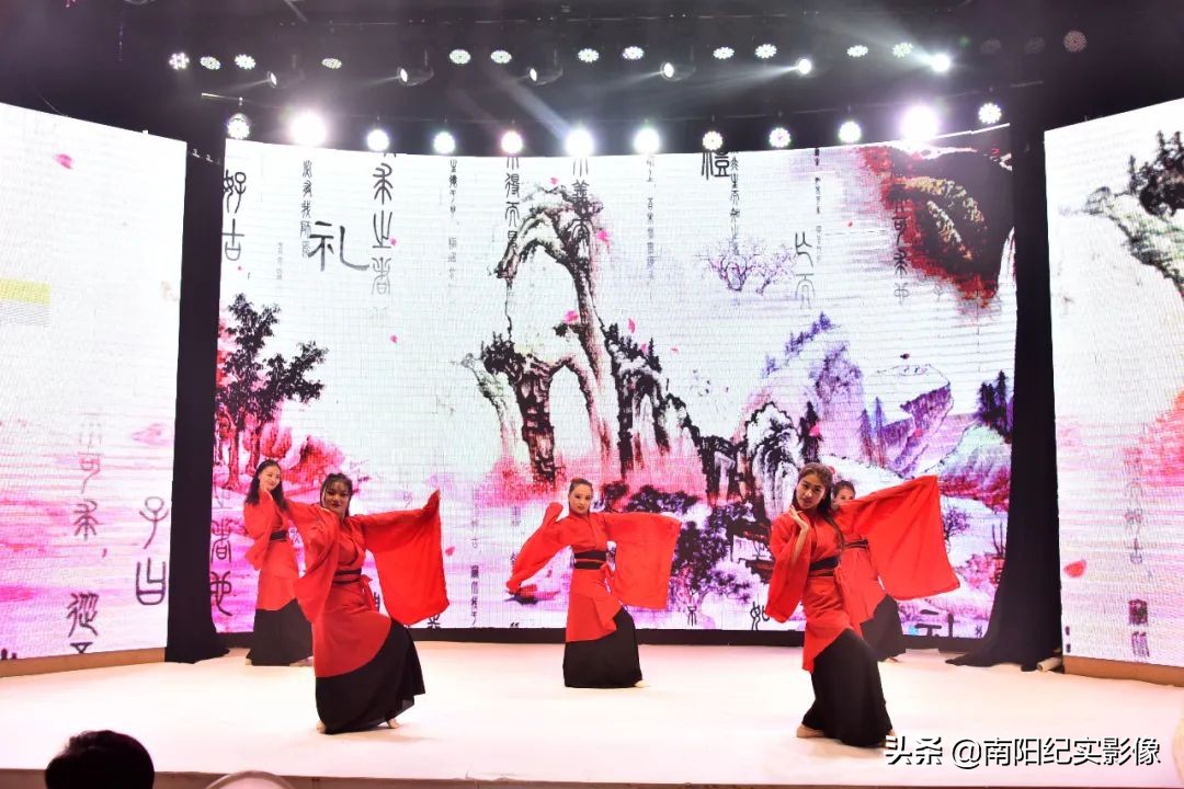 盛世开元喜宴酒店草原兴发,盛世开元草原兴发店